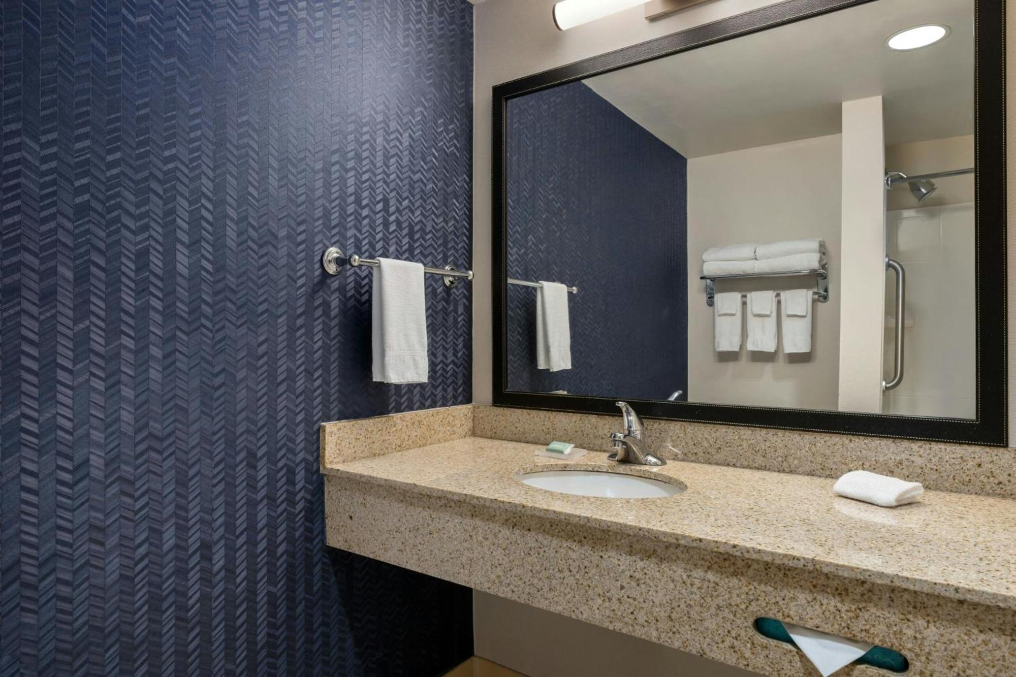 Fairfield Inn & Suites By Marriott Спрингдейл Екстериор снимка